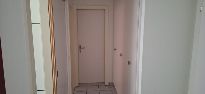 02510 - Appart. 2½ rooms - RUE LOCARNO 2 - FRIBOURG (2)