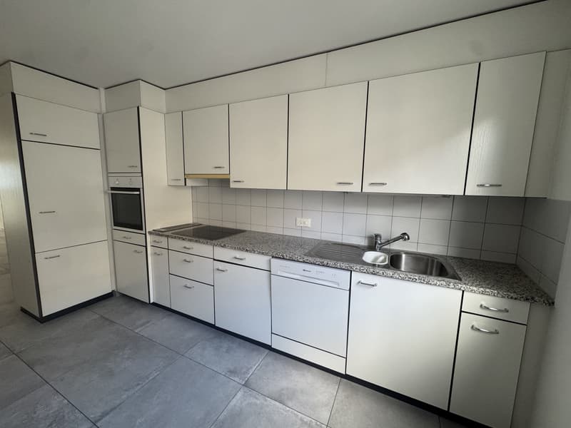 02507 - Appart. 3½ PCES - RUE LOCARNO 2 - FRIBOURG (3)