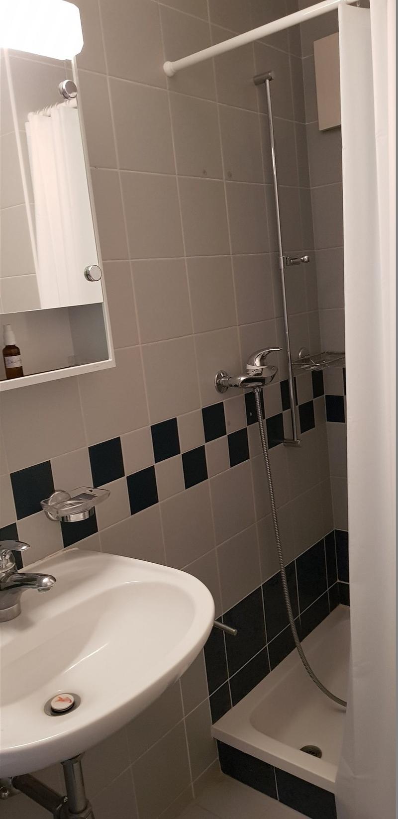 02508 - Studio 1 PCE - RUE LOCARNO 2 - FRIBOURG (4)