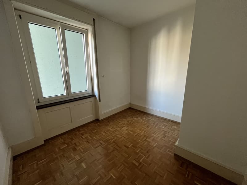 02259 - Surface commerciale - BD PEROLLES 31 - FRIBOURG (6)