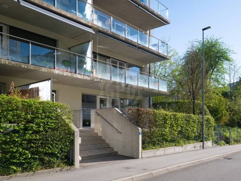 Commercial space with 4 offices, fully rented (1)