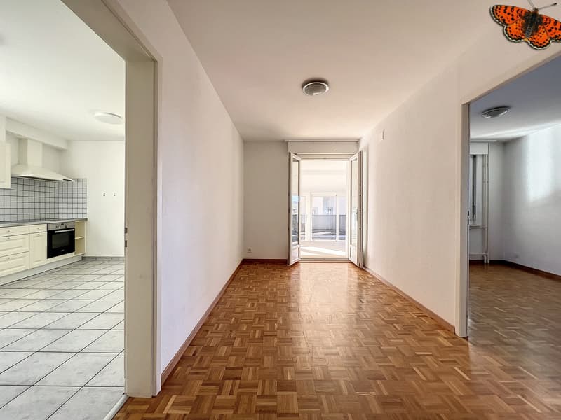 Appartamento luminoso di 4½ locali con giardino d'inverno e una superficie totale di 128 m²! (5)