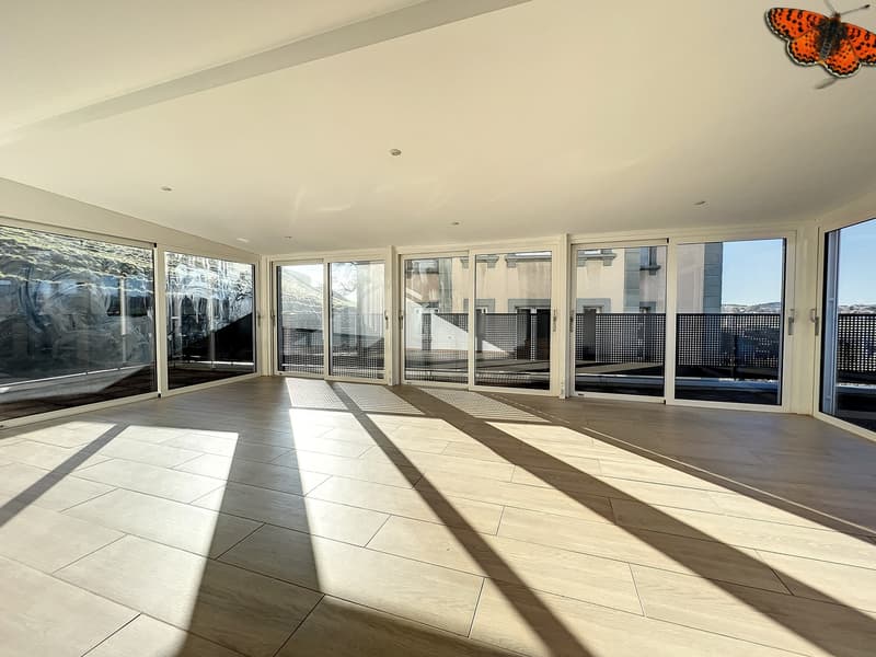 Appartamento luminoso di 4½ locali con giardino d'inverno e una superficie totale di 128 m²! (10)