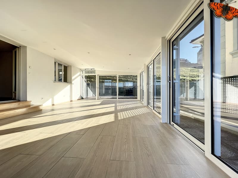 Appartamento luminoso di 4½ locali con giardino d'inverno e una superficie totale di 128 m²! (11)