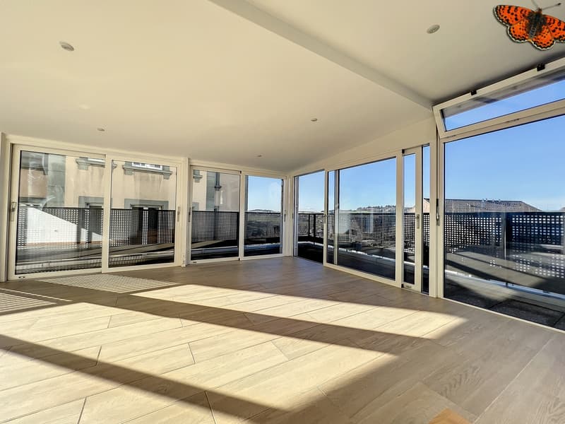 Appartamento luminoso di 4½ locali con giardino d'inverno e una superficie totale di 128 m²! (12)