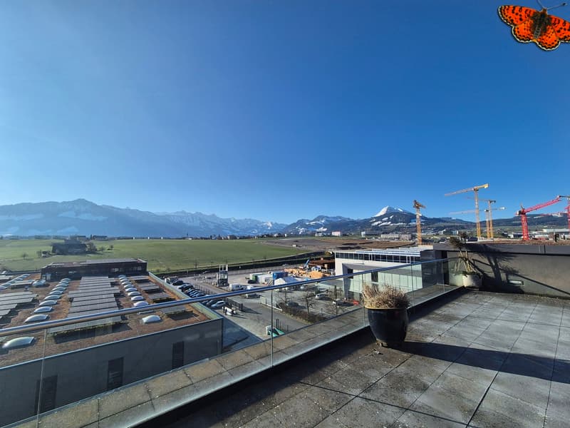 OPPORTUNITY - LARGE OFFICES FOR RENT - BULLE (4)