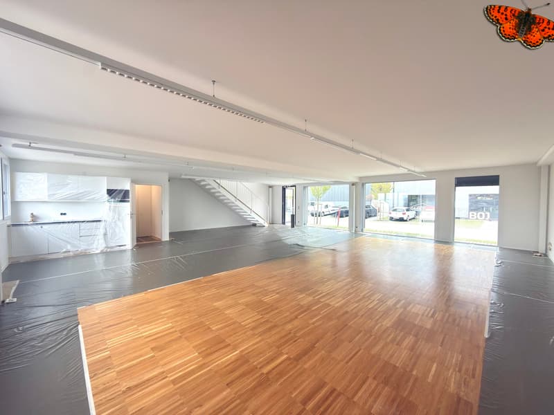 Modern and bright offices in a renowned neighborhood! (2)