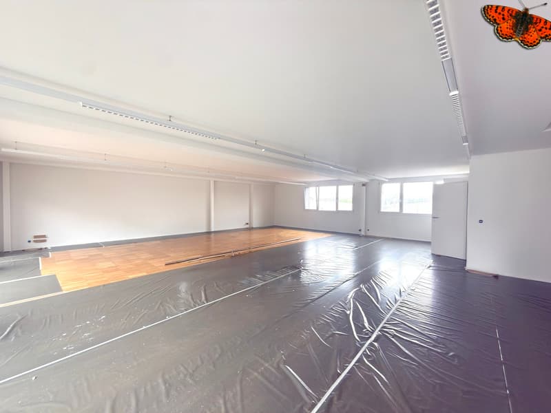 Modern and bright offices in a renowned neighborhood! (3)