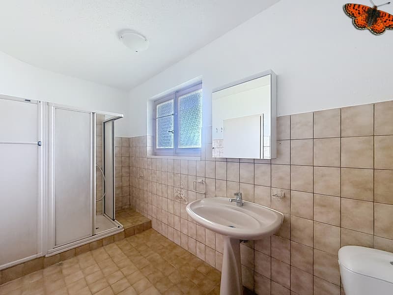 Salle de douche rez