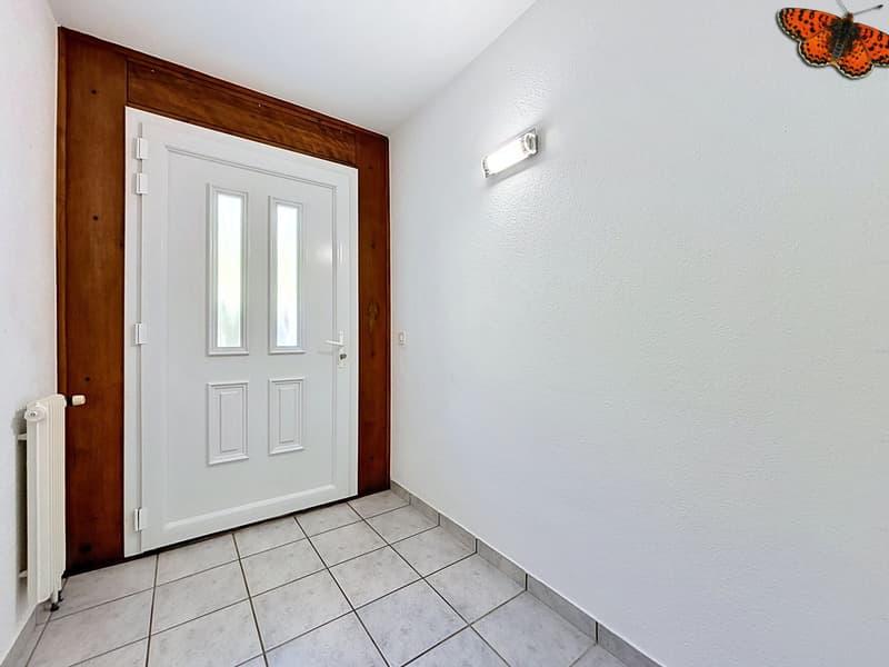 Apartment with 4.5 rooms, veranda and terrace in the center of Romont (7)