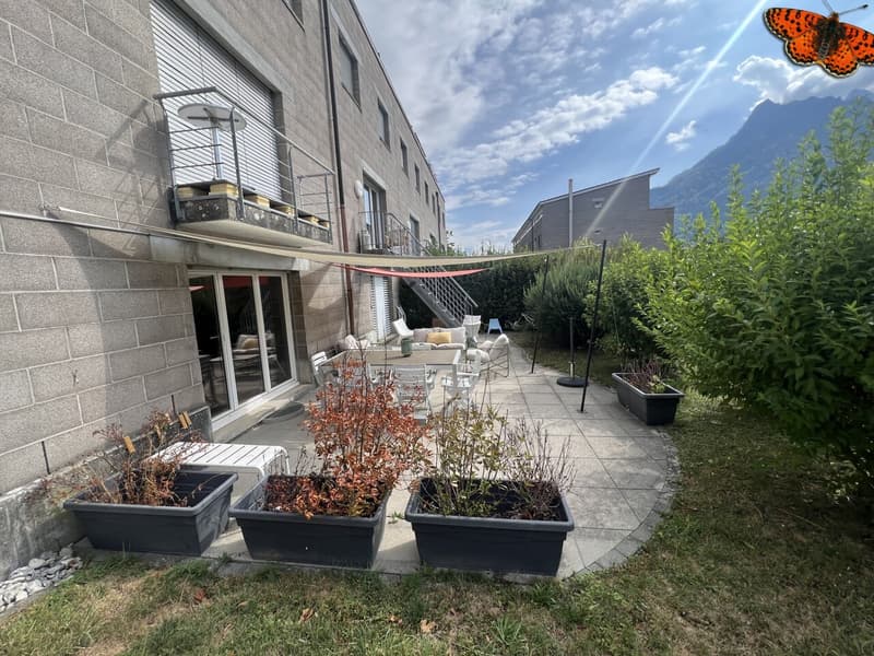 GRAND 4½ PIECES DE 150 M² - Terrasse plain-pied (2)