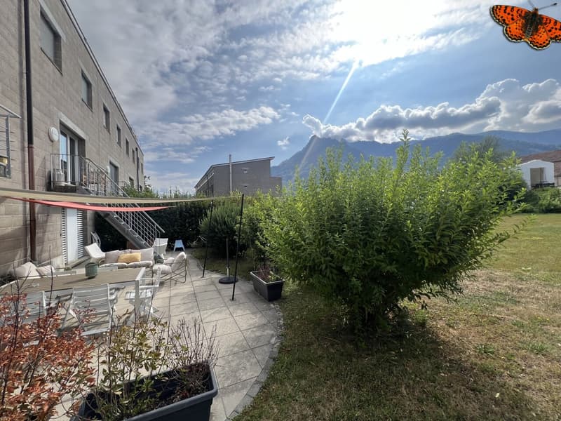 GRAND 4½ PIECES DE 150 M² - Terrasse plain-pied (3)