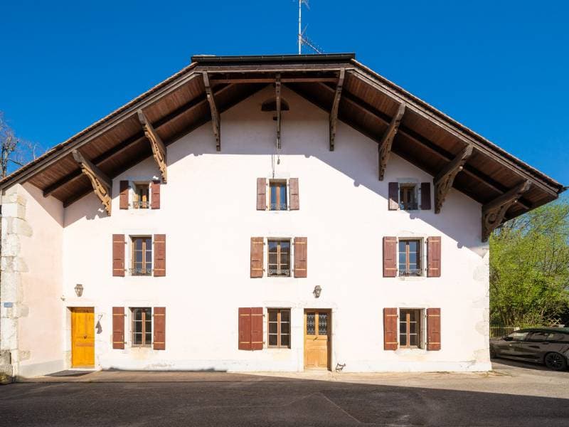 Charming villa - Dardagny (1)