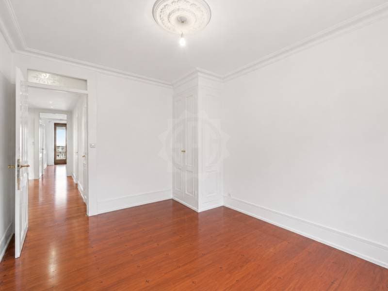 Charming Apartment - Geneva (5)