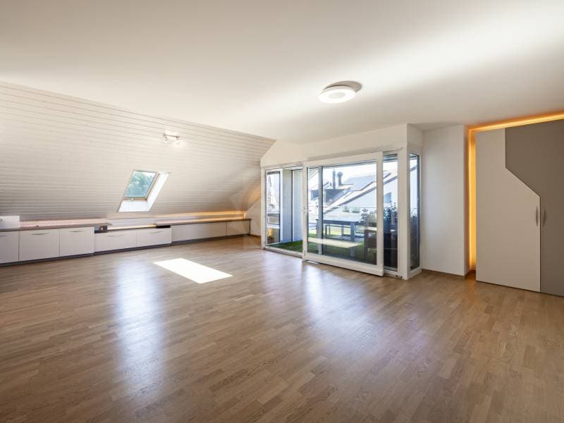 Spacious Apartment - Etoy (2)