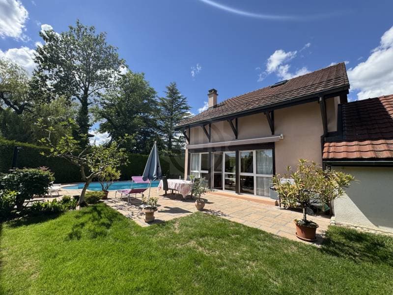 Charming Villa - Founex (2)