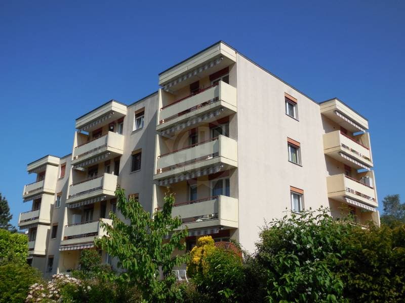 Pleasant Apartment - Mont-sur-Rolle (1)