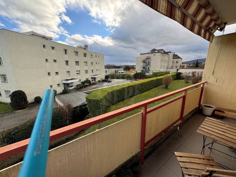 Pleasant Apartment - Mont-sur-Rolle (2)