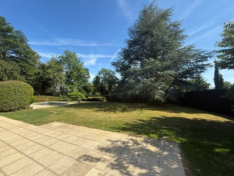 Magnificent property in a green setting in Lausanne (3)