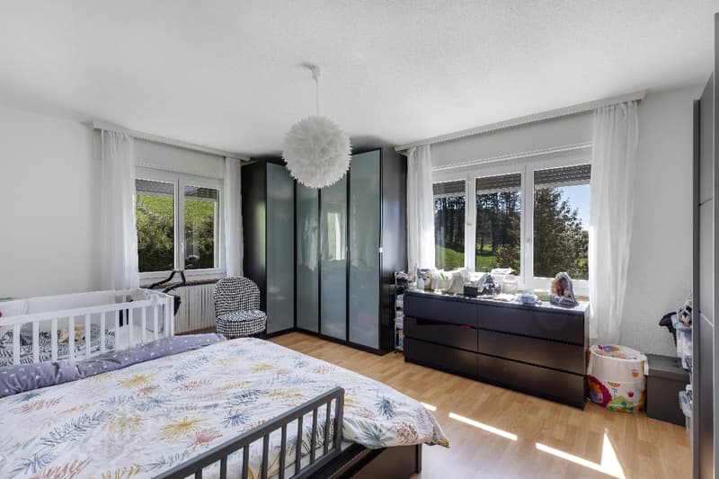 Schönes helles 5,5-Zimmer-Apartment im 1. Stock mit privatem Garten im Erdgeschoss (10)