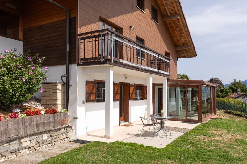 EN EXCLUSIVITÉ – Chalet avec vue imprenable sur les Préalpes fribourgeoises (4)