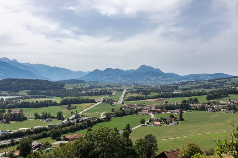 EN EXCLUSIVITÉ – Chalet avec vue imprenable sur les Préalpes fribourgeoises (2)