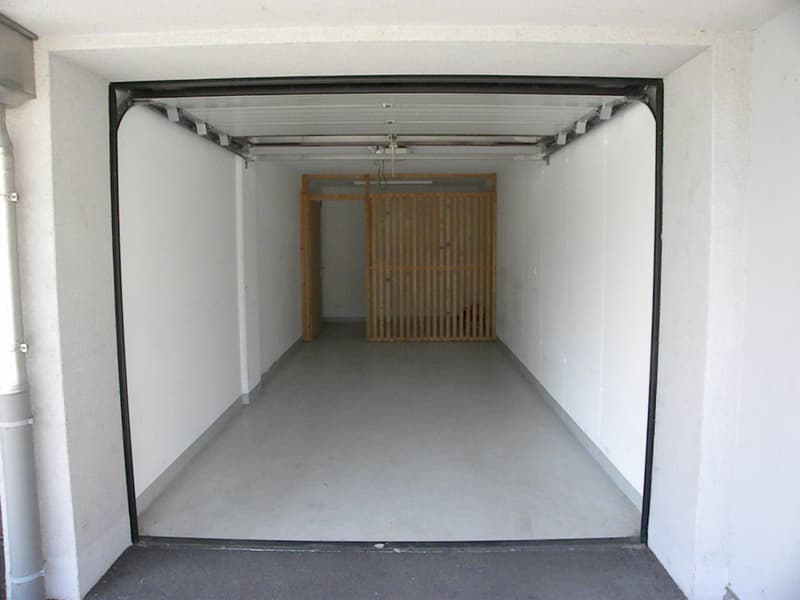 Modern studio with balcony in Fully (7)