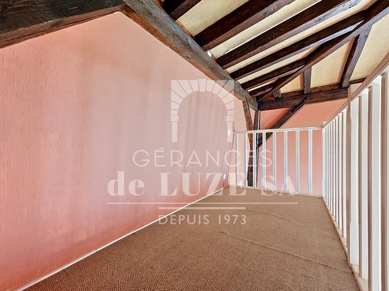 Balcone con vista sul lago: 2 pezzi con vista sul castello di Chillon (12)