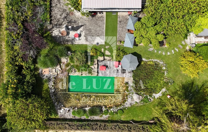 Situation premium : Villa avec vue lac, piscine naturelle et vaste jardin intimiste (5)