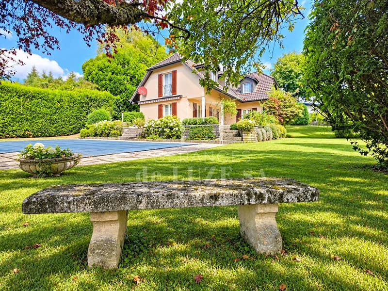 EN EXCLUSIVITE - Spacieuse villa individuelle familiale de 6 pièces (2)