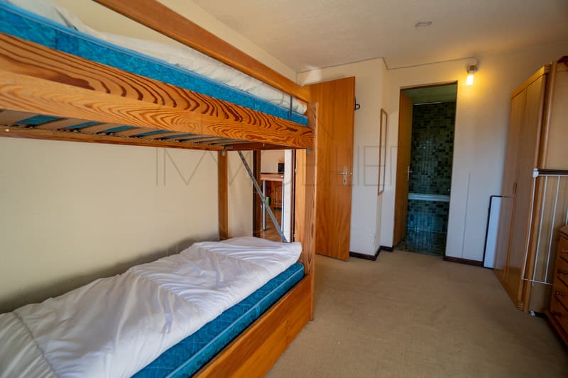 Apartment to renovate, 150m from the ski slopes (6)