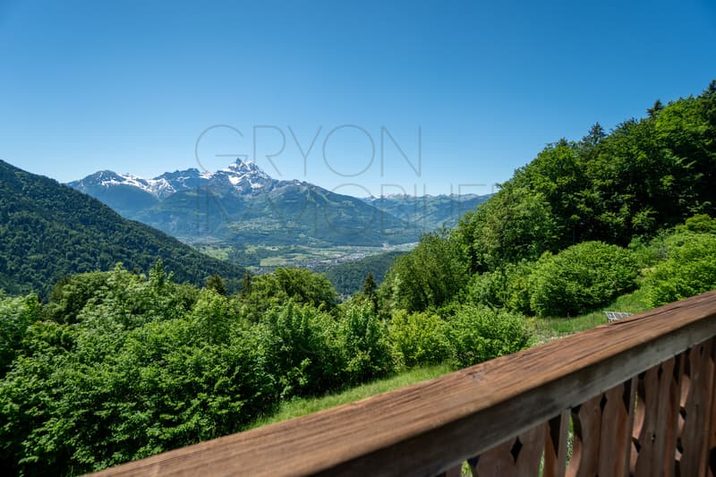 Raro appartamento familiare con vista sulle Dents du Midi (13)