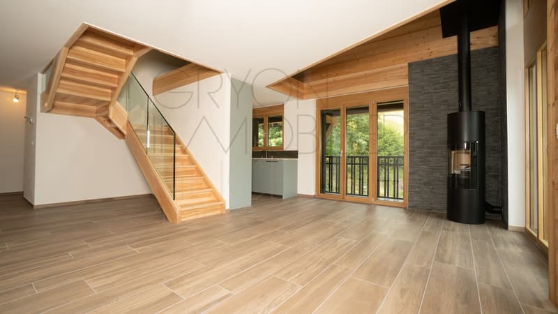 Elegante duplex alpino, 140 m² abitabili + garage, vicino Barboleuse (2)