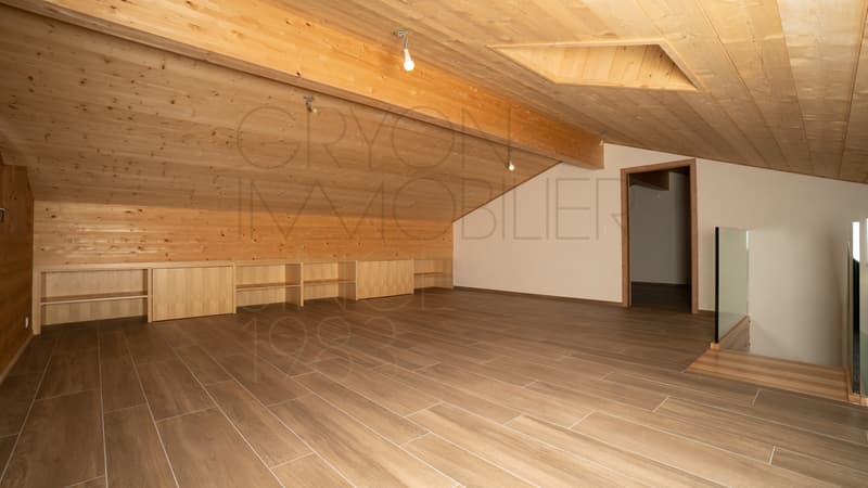 Elegante duplex alpino, 140 m² abitabili + garage, vicino Barboleuse (7)