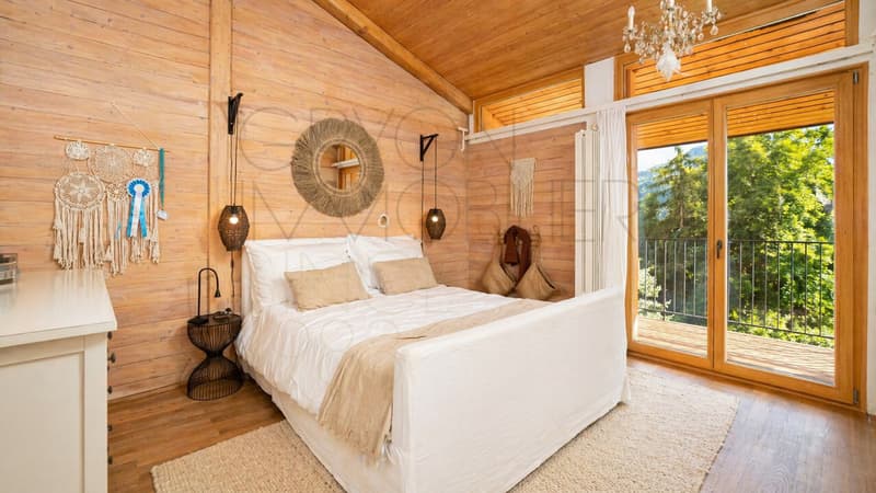 Rareté à Gryon - chalet rénové, vue Dents du Midi et grand jardin (9)