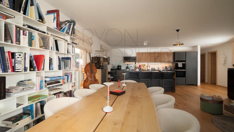 Centro di Villars, 4,5 locali di alta qualità (128 m², 2020) (3)