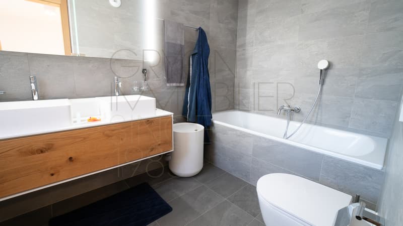 Centro di Villars, 4,5 locali di alta qualità (128 m², 2020) (8)