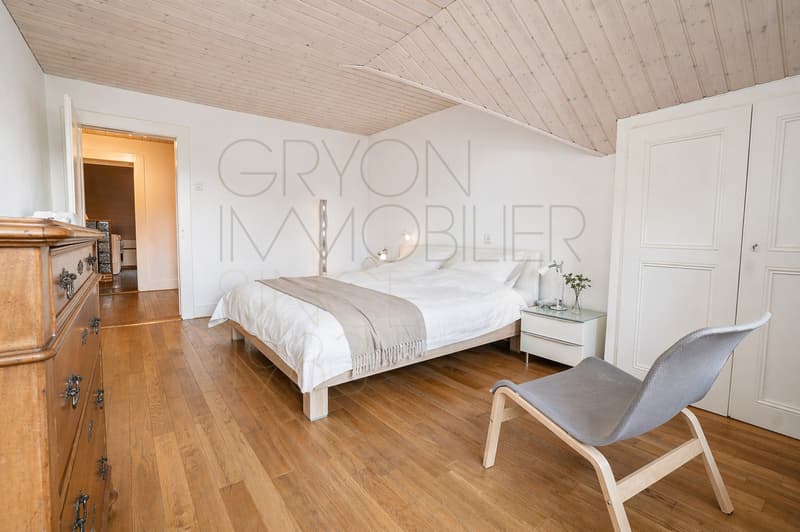 Appartement sous les toits à Gryon avec balcon et vue alpine (9)
