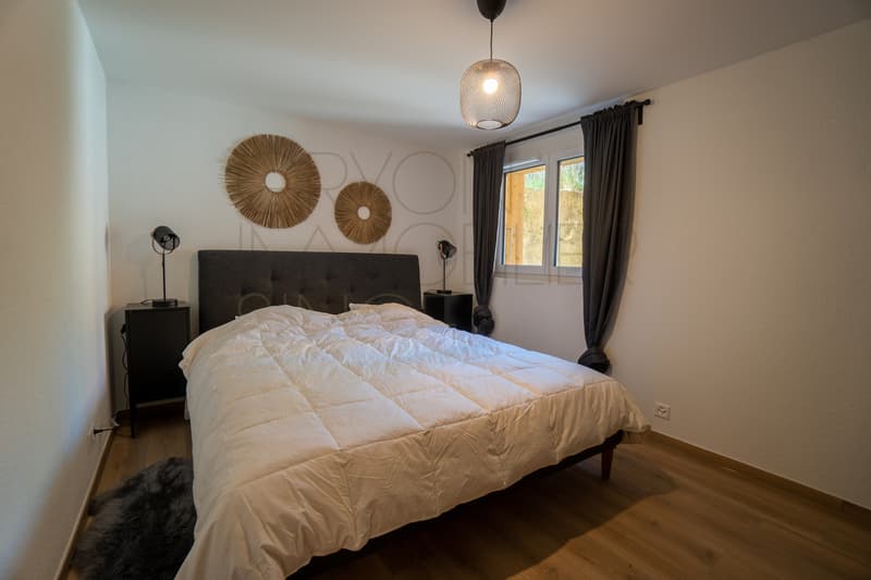 Neue möblierte 2-Zimmer-Wohnung mit überdachtem Parkplatz (7)