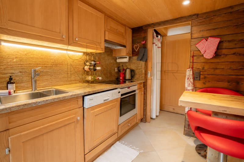 Chalet à Gryon - 110 m² entièrement rénové au coeur du village (10)