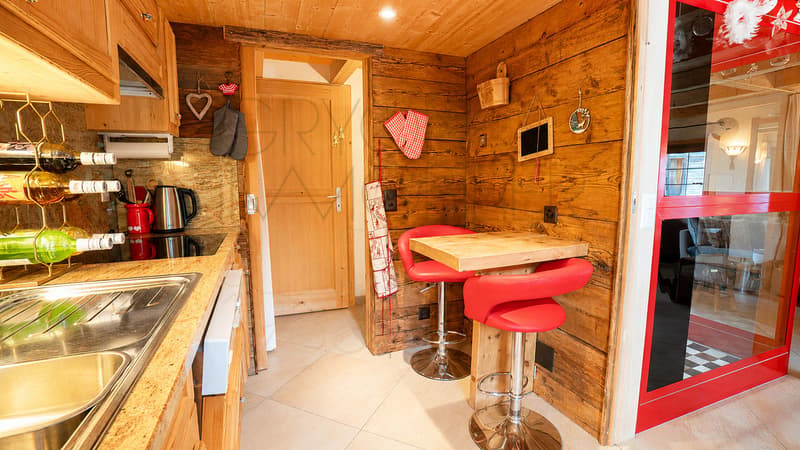 Chalet à Gryon - 110 m² entièrement rénové au coeur du village (11)