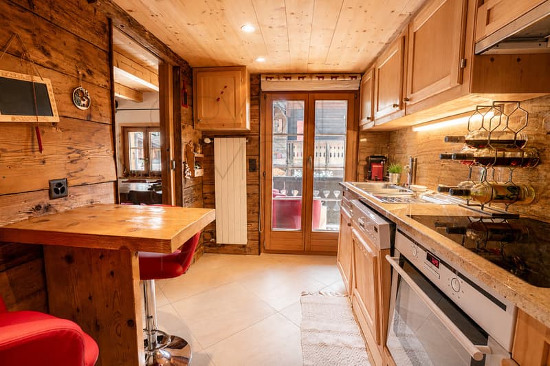 Chalet à Gryon - 110 m² entièrement rénové au coeur du village (9)