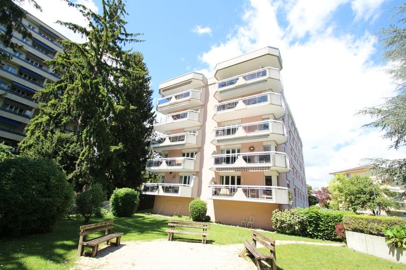 Wohnung 4.5 Zimmer, im 1. Stock mit Balkon (1)