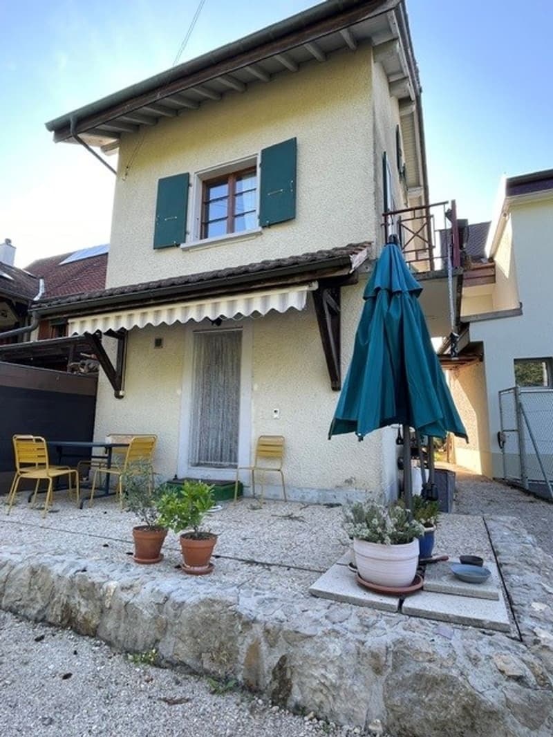 Jolie petite maison contigüe (5)