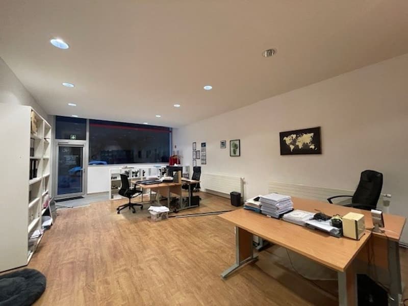 Halle - dépôt - bureau (3)