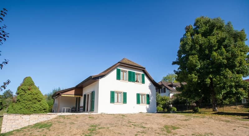 Propriété individuelle dans quartier de villas tranquille (1)
