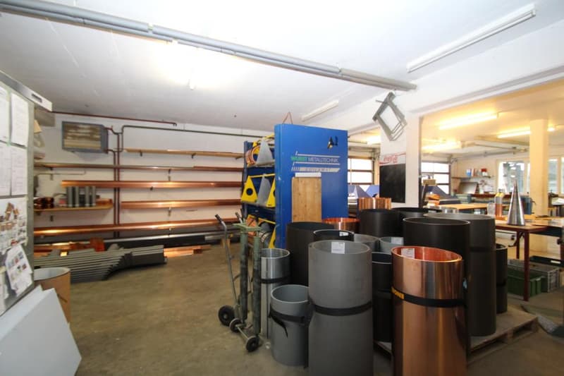 For rent in industrial area: workshop-warehouse with adjacent office (2)