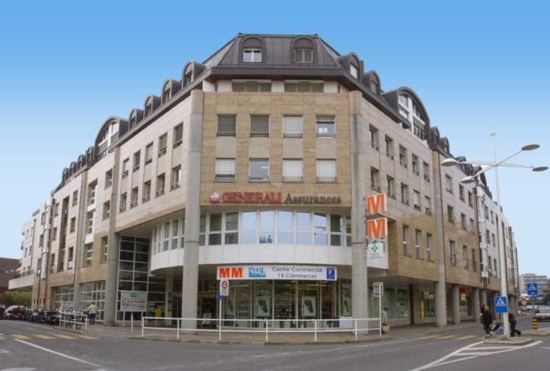 Arcata di 65 m2 nel Centro Commerciale Pont-Neuf a Morges (2)