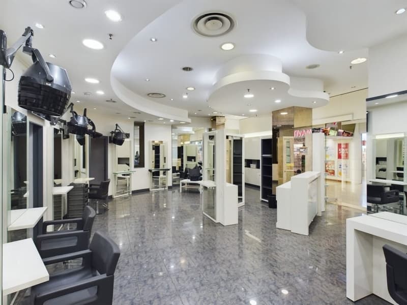 Arcade von 104 m2 (Friseursalon) im Einkaufszentrum Ecublens (1)