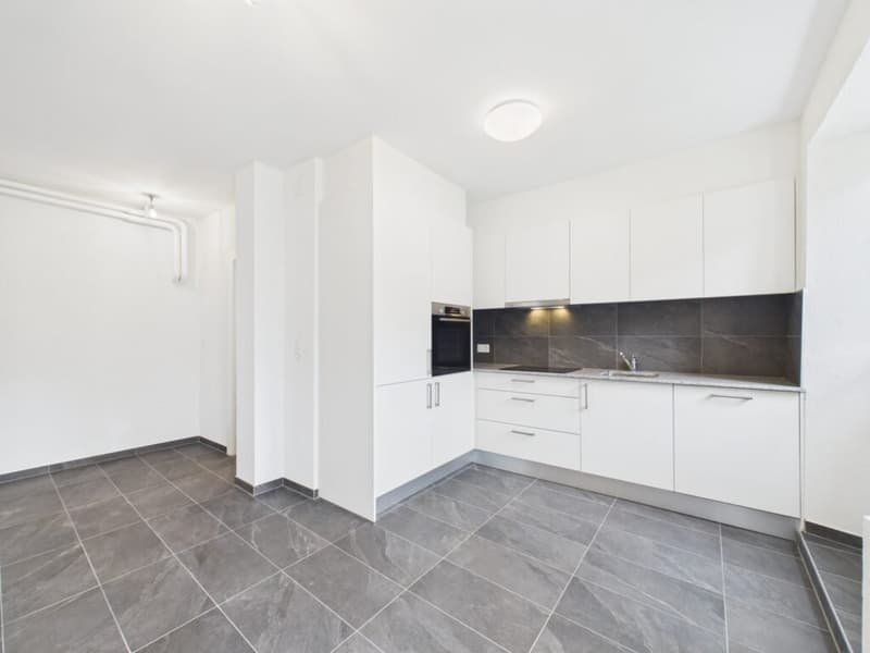 Schönes 2,5-Zimmer-Apartment mit Garten im Herzen des Dorfes renoviert (2)